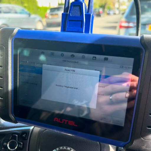 Car key programming and diagnostics by Auto Locksmith Glasgow specialists