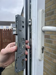 Lock & Company Locksmiths place picture